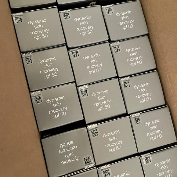 Dermalogica - dynamic skin recovery spf50 moisturizer - Picture 4 of 5